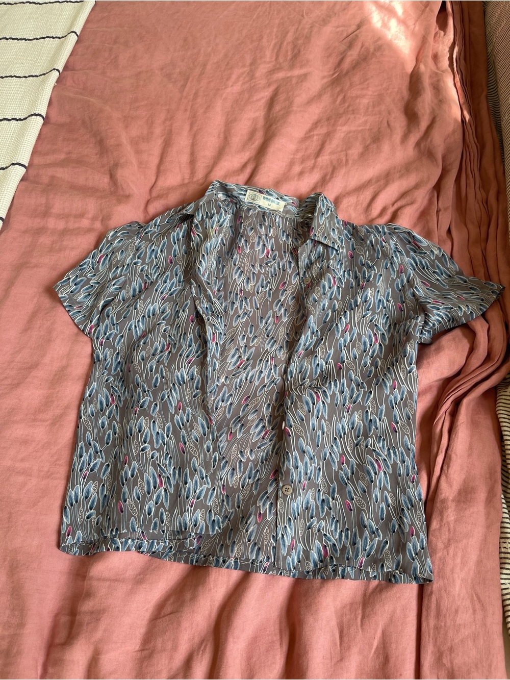 Vintage Women's Short-Sleeve Button Front Blouse in Slate Blue Print